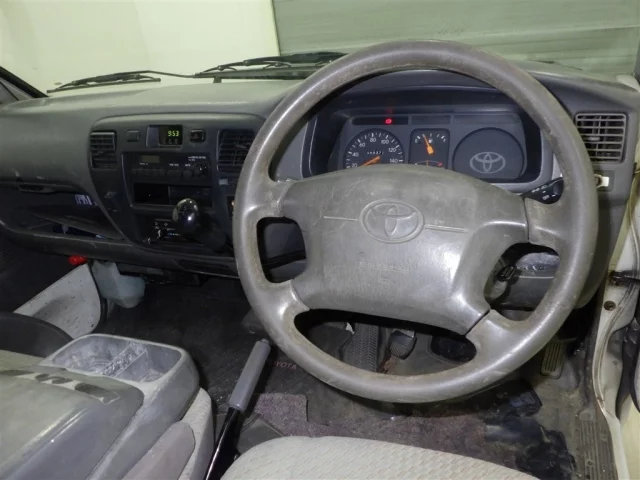 Nissan CARAVAN VAN
