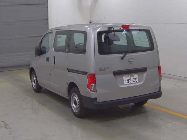 Nissan NV200
