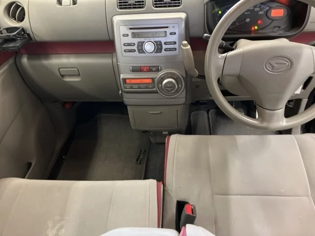 Daihatsu MOVE CONTE