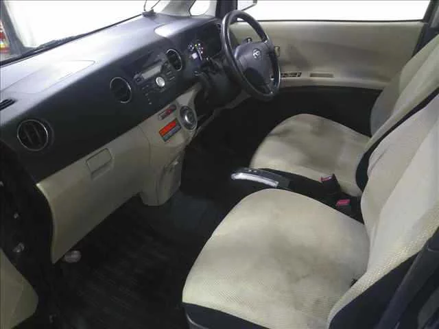 Daihatsu TANTO EXE