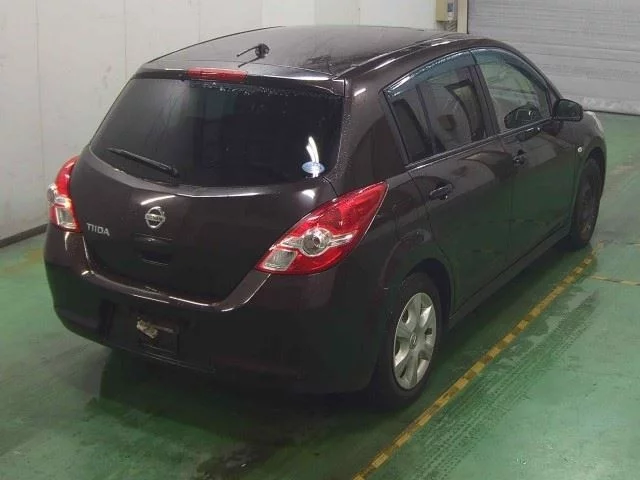 Nissan TIIDA