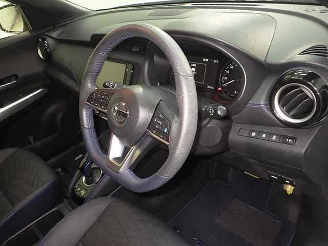 Nissan KIX