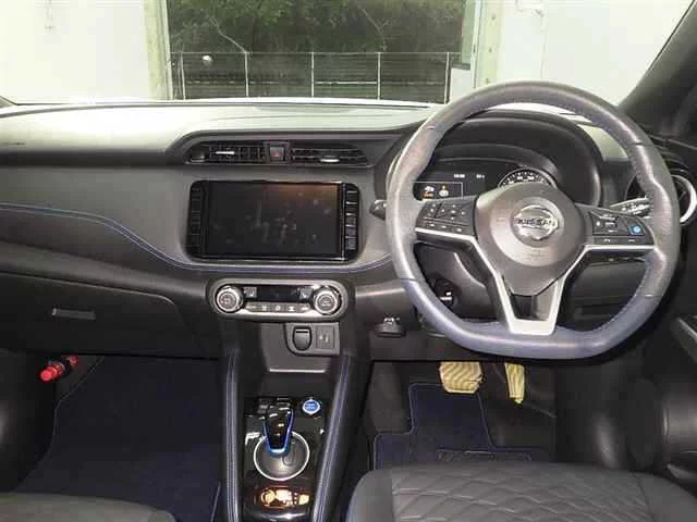 Nissan KIX