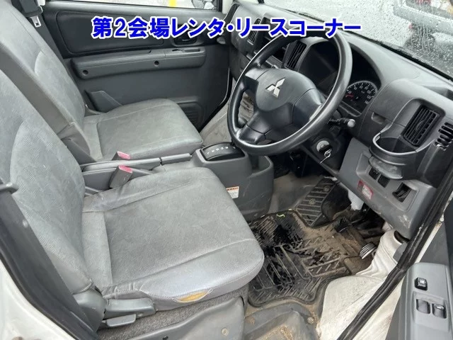 Mitsubishi MINICAB VAN