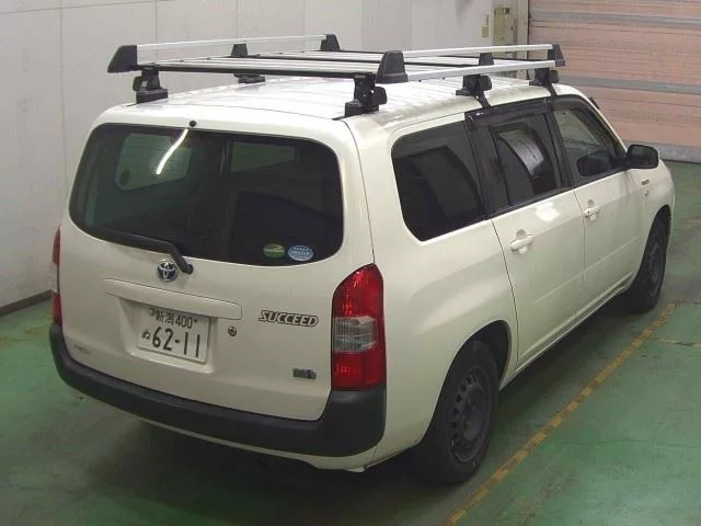Toyota SUCCEED