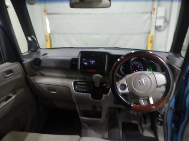 Honda N BOX PLUS