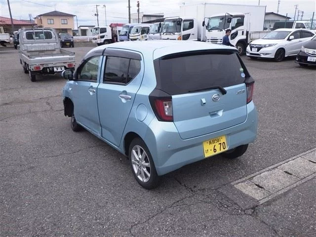 Daihatsu MIRA E S