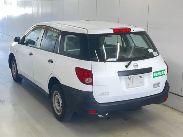 Nissan AD
