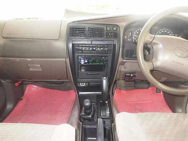 Toyota HILUX SURF