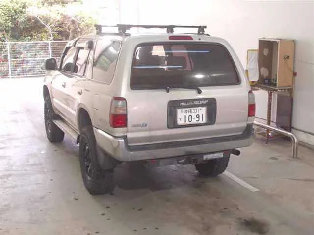 Toyota HILUX SURF