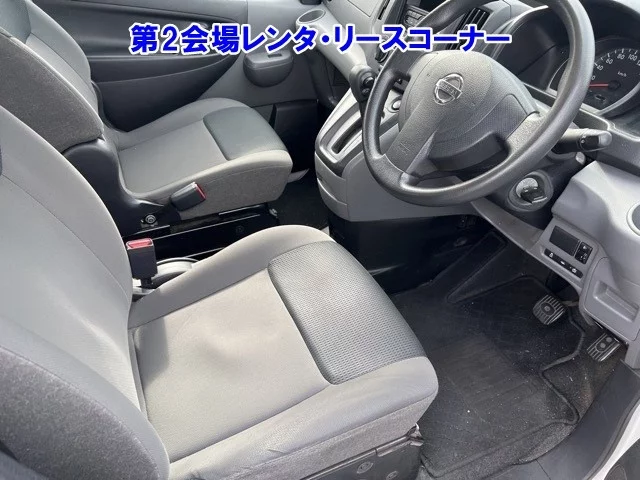 Nissan NV200