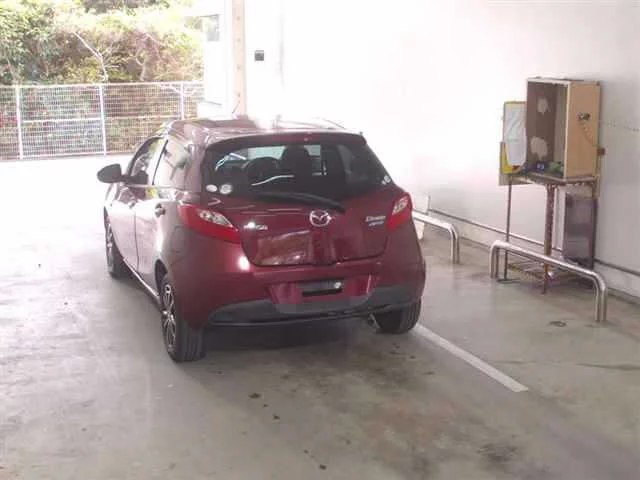 Mazda DEMIO