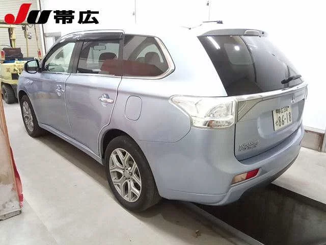 Mitsubishi OUTLANDER PHEV
