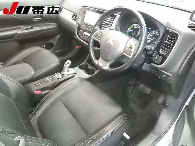 Mitsubishi OUTLANDER PHEV
