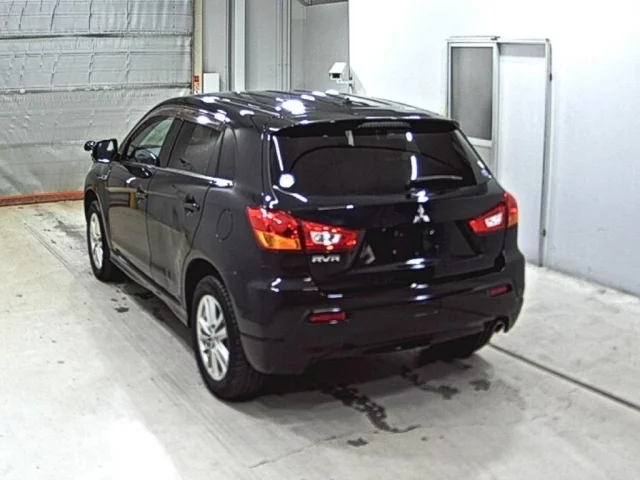 Mitsubishi RVR