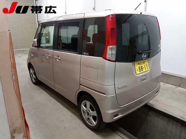 Nissan ROOX