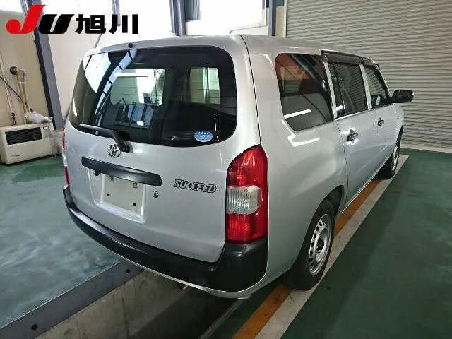 Toyota SUCCEED
