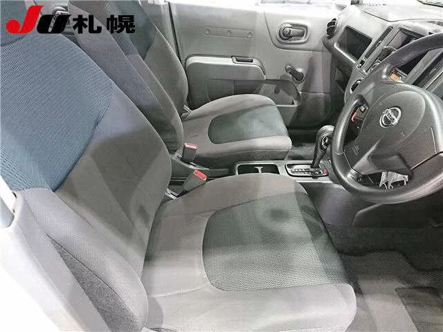 Nissan AD