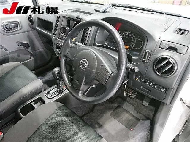 Nissan AD