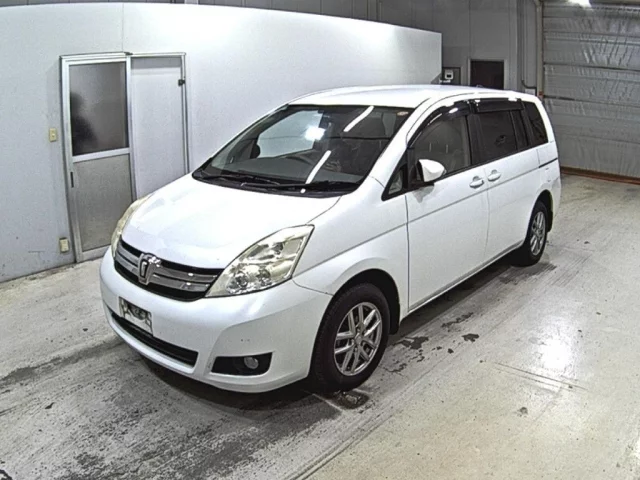 Toyota ISIS