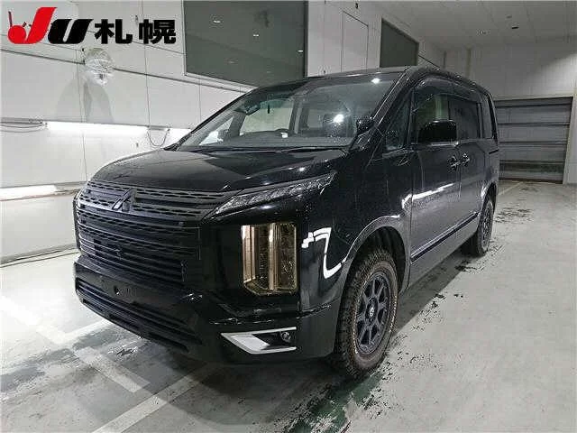 Mitsubishi DELICA D5