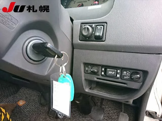 Nissan CARAVAN BUS
