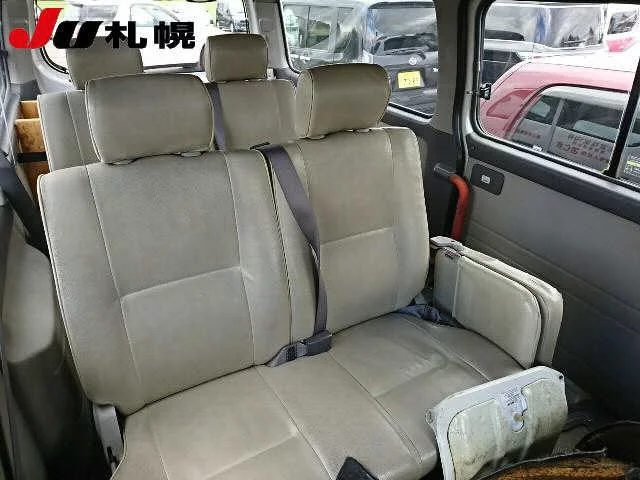 Nissan CARAVAN BUS