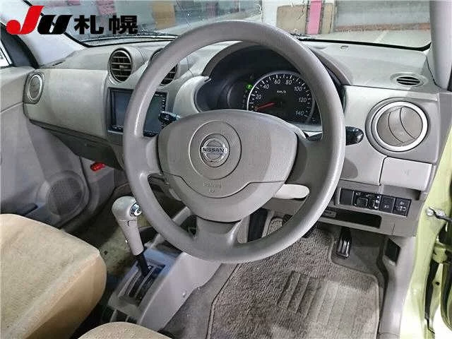 Nissan PINO