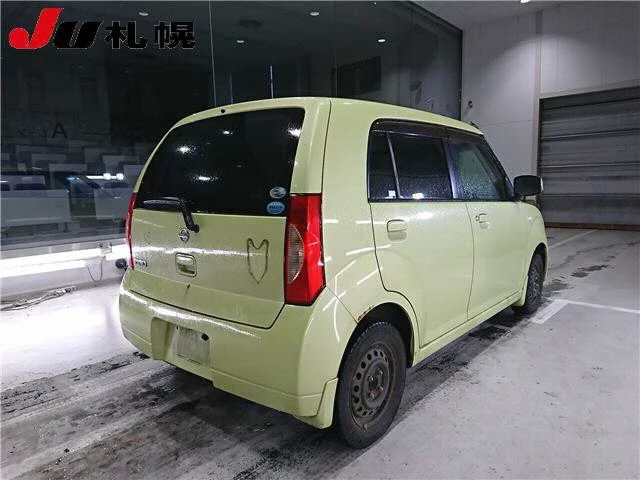 Nissan PINO