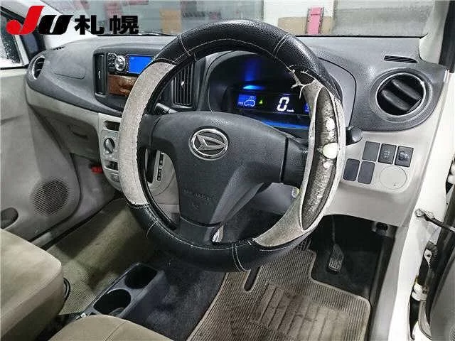 Daihatsu MIRA E S