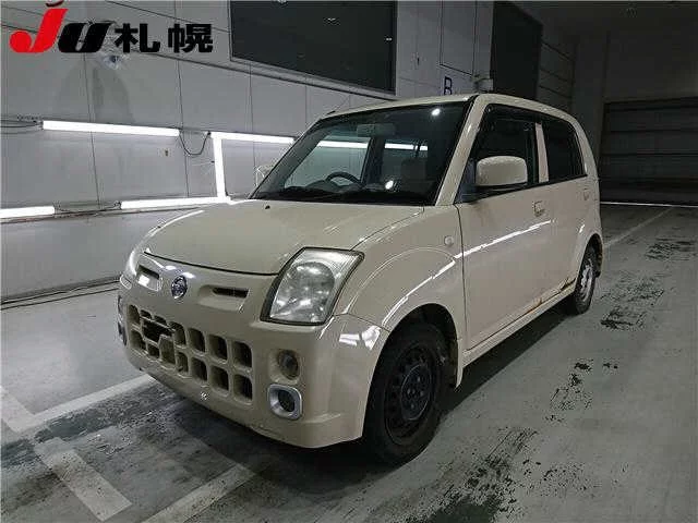 Nissan PINO