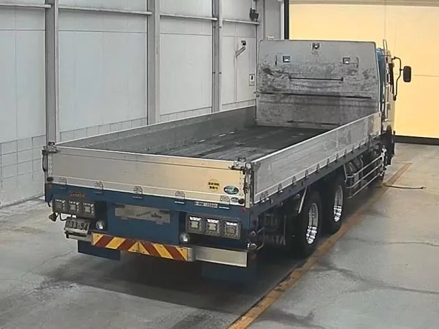Nissan CONDOR
