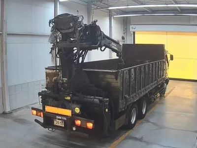 Mitsubishi FUSO FIGHTER