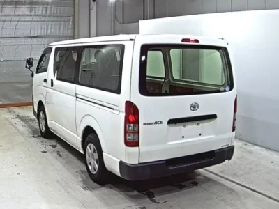 Toyota REGIUS ACE VAN