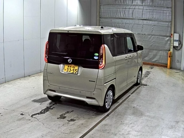 Nissan ROOX
