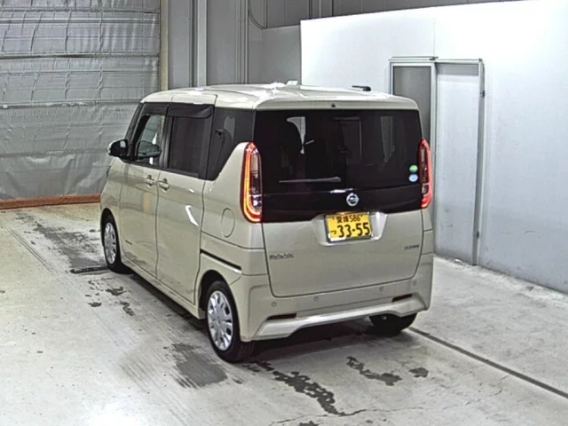 Nissan ROOX