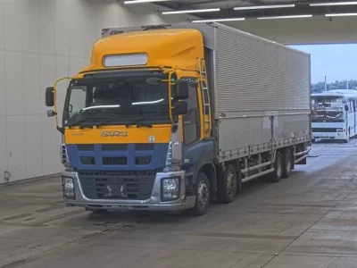 Isuzu GIGA