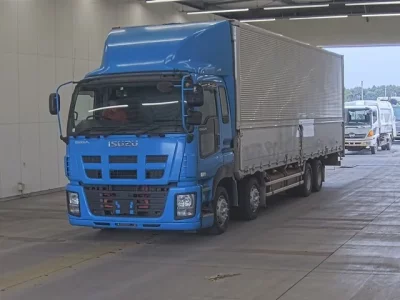 Isuzu GIGA