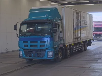 Isuzu GIGA