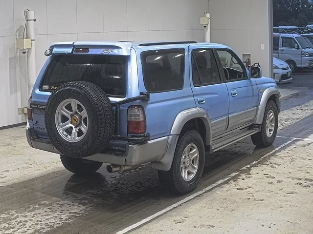Toyota HILUX SURF