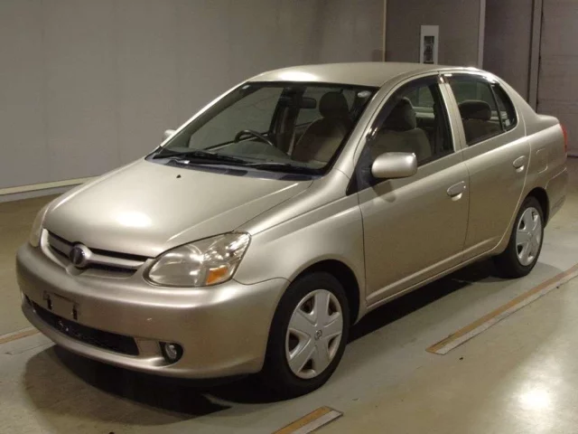 Toyota PLATZ