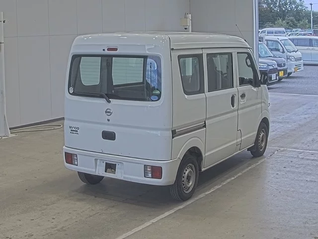 Nissan CLIPPER VAN