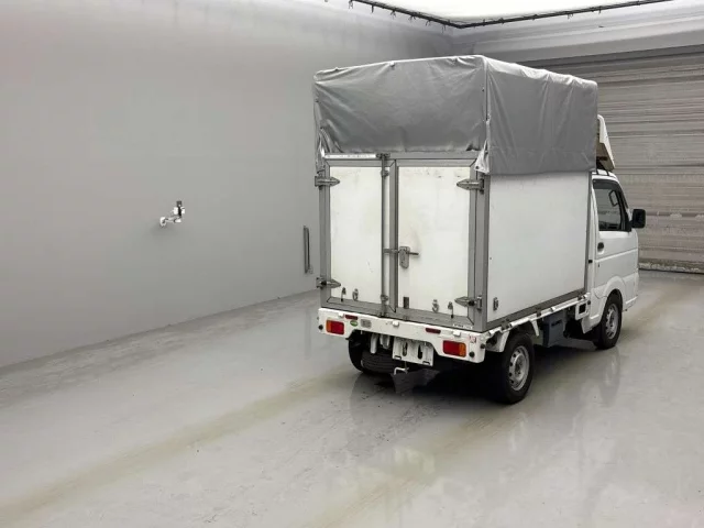 Nissan CLIPPER TRUCK