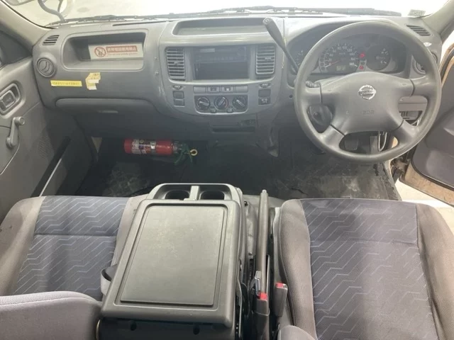 Nissan CARAVAN VAN