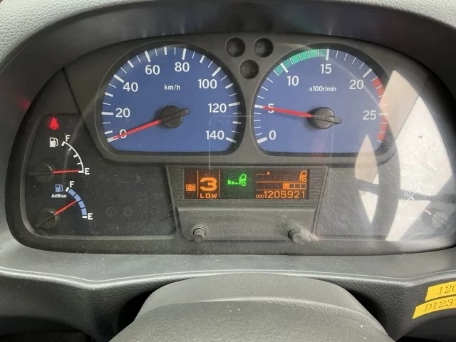 Nissan QUON
