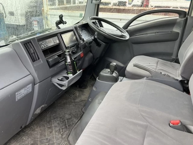 Mazda TITAN