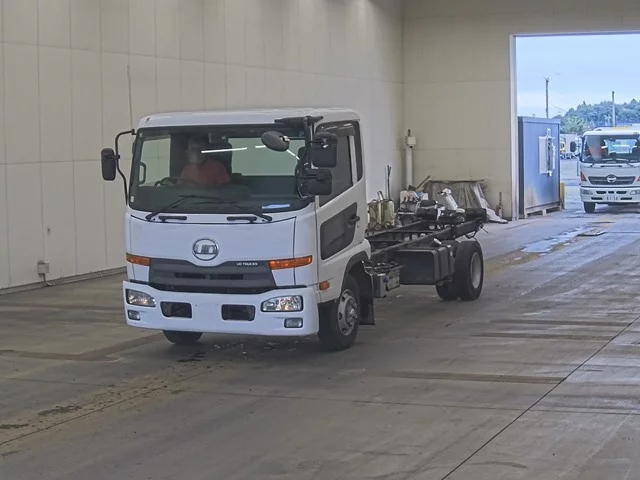 Nissan CONDOR