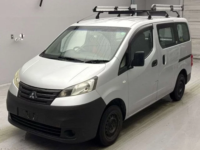 Mitsubishi DELICA