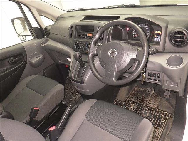 Nissan NV200