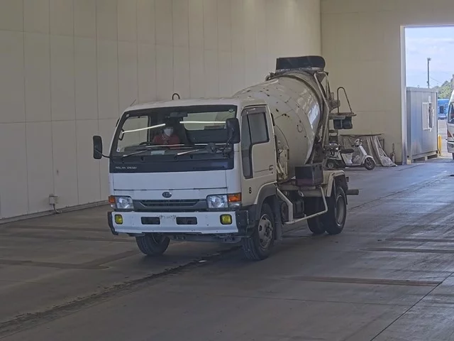 Nissan UD SERIES